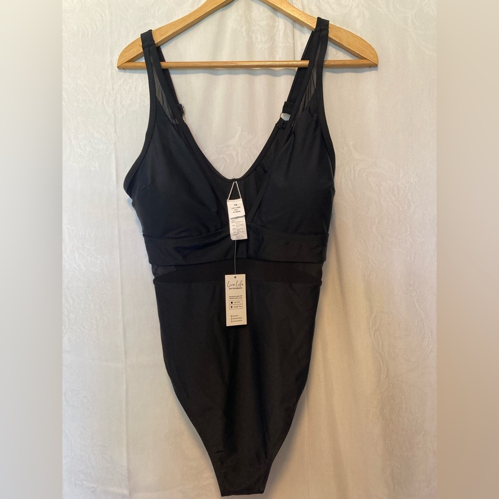 Cupshe 1X Black One Piece with adjustable straps and sheer details NWT